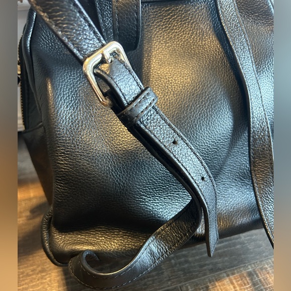 Black Kate spade leather backpack purse - Picture 4 of 10